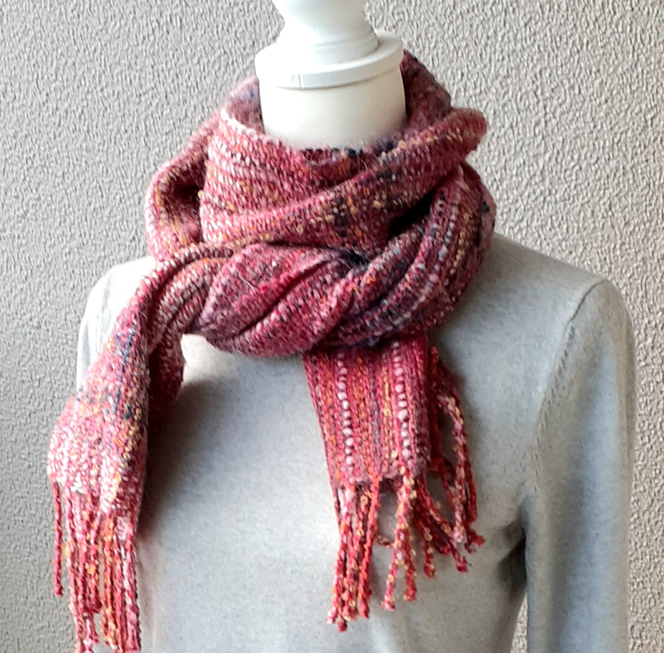 ピンク系の手織りマフラー WM0691        一点物