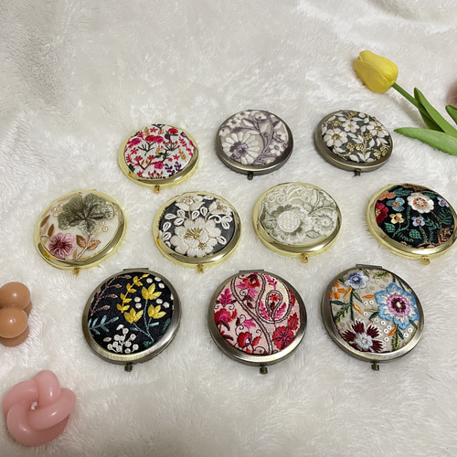 [ハンドメイド　ミラー] compass1727774747.jpg