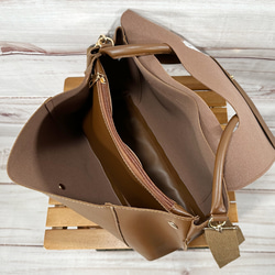 【大人気猫シリーズ】猫シルエット刺繍 2WAY仕様フェイクレザートートバッグ/ショルダーバッグ クラッチバック付き 12枚目の画像