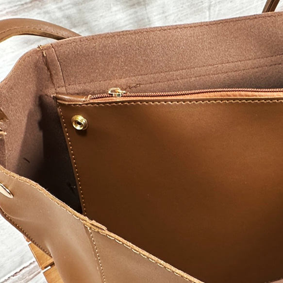 【大人気猫シリーズ】猫シルエット刺繍 2WAY仕様フェイクレザートートバッグ/ショルダーバッグ クラッチバック付き 10枚目の画像