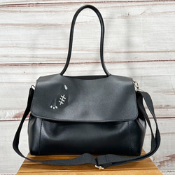 【大人気猫シリーズ】猫シルエット刺繍 2WAY仕様フェイクレザートートバッグ/ショルダーバッグ クラッチバック付き 4枚目の画像