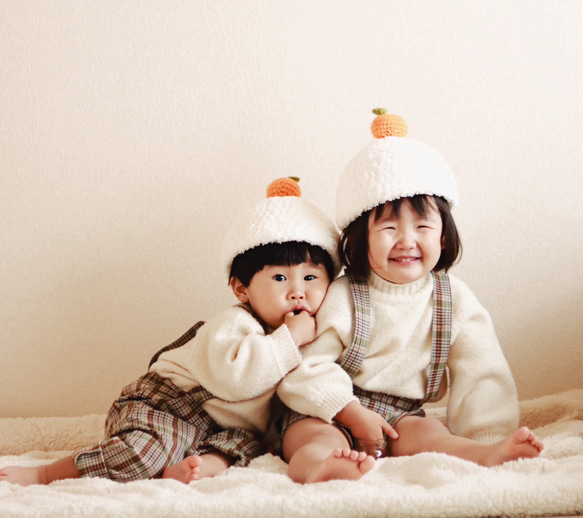 鏡餅 帽子  子供 キッズ 手編み コスプレ ニット帽 フォト 2枚目の画像