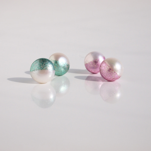 春色》桜ピンク&ホワイトのパールピアス ピンク箔と淡水パール 春色》桜ピンク&ホワイトのパールピアス ピンク箔と淡水パール