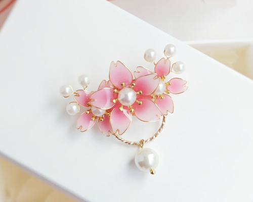 揺れるパールが可愛い♡桜のブローチ 入学式/入園式/お花見/フォーマル
