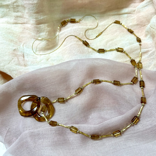 451»◤完売しました◢ 琥珀べっ甲風ペンダント*ストレスフリー 