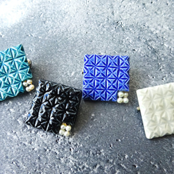 切子モヨウの陶ブローチ（青） 5枚目の画像