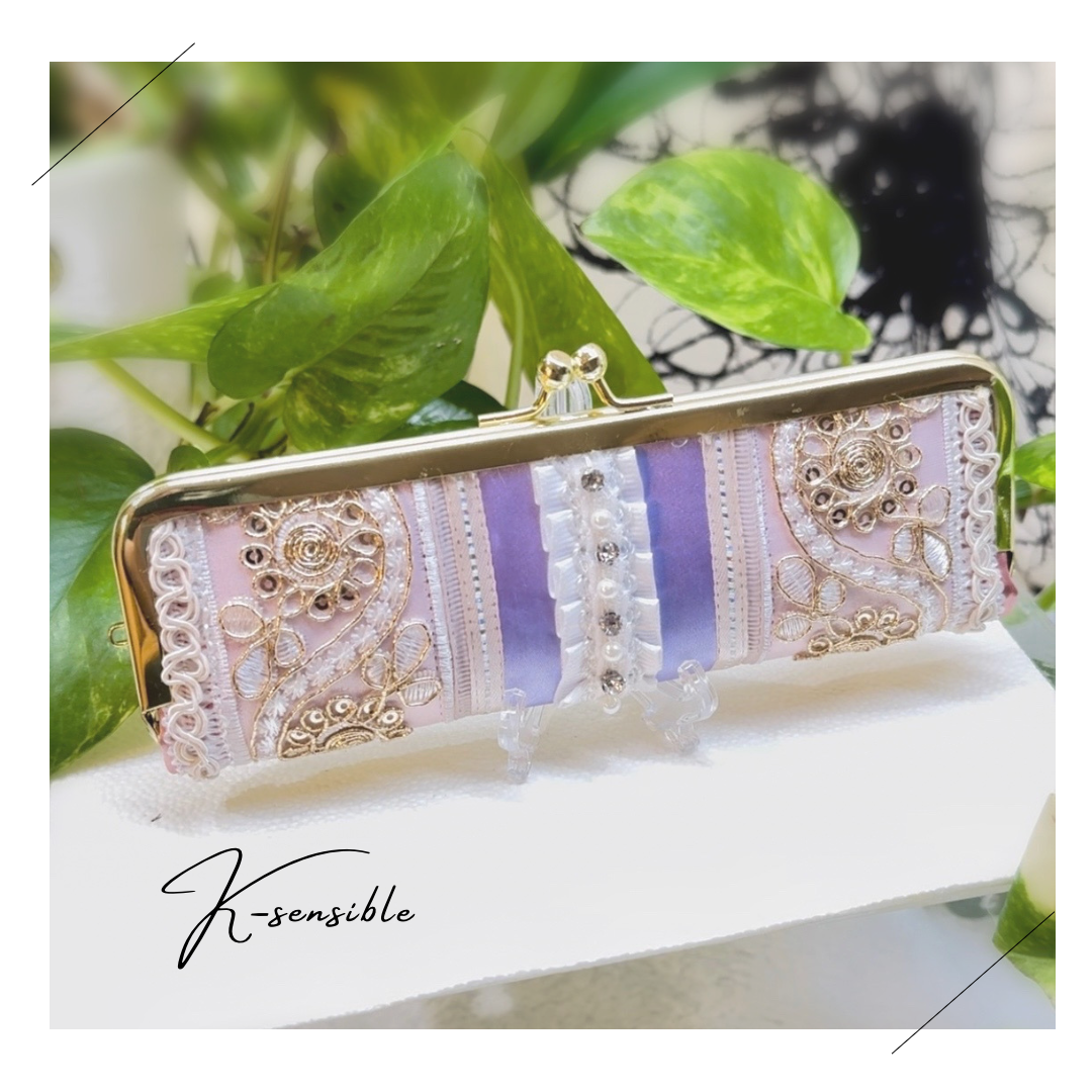 大人女子の仕分けの出来るリボンのコインケース　NO.149