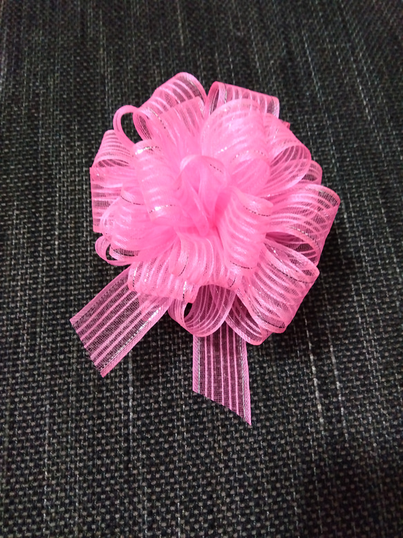 リボン　お花　1巻 　ピンク　フラワーリボン　ハンドメイド　プレゼント　ギフト　日本製　髪飾り　帽子飾り 2枚目の画像