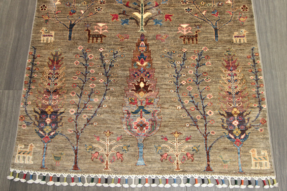 新品　生命の樹　パキスタン手織り絨毯　ガズニウール　アクセントラグ　108x153cm　＃156 3枚目の画像