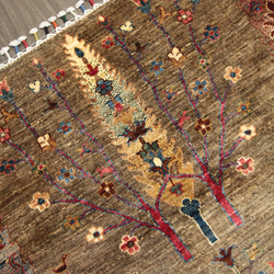 新品　生命の樹　パキスタン手織り絨毯　ガズニウール　アクセントラグ　108x153cm　＃156 5枚目の画像