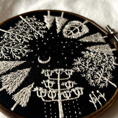 森のおしゃべり 刺繍壁掛け 刺繍フレーム タペストリー パネル