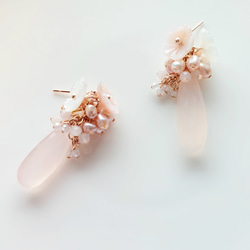 【春待ちピアス】白蝶貝の桜×ピンクの淡水パール×天然石とピンクカルセドニー 13枚目の画像