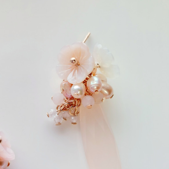 【春待ちピアス】白蝶貝の桜×ピンクの淡水パール×天然石とピンクカルセドニー 15枚目の画像