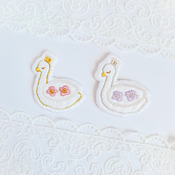 白鳥の刺繍ブローチ【ピンク】 14枚目の画像