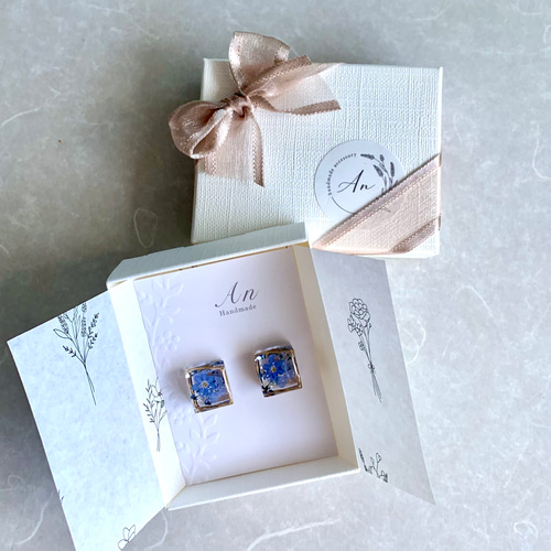 再再販】𝐬𝐚𝐤𝐮𝐫𝐚 𝟮𝟬𝟮𝟰 🌸 ピアス/イヤリング | Cerise &