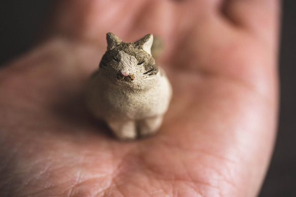 お座り猫【猫_796】 ※通常よりも少し小さいサイズです 9枚目の画像