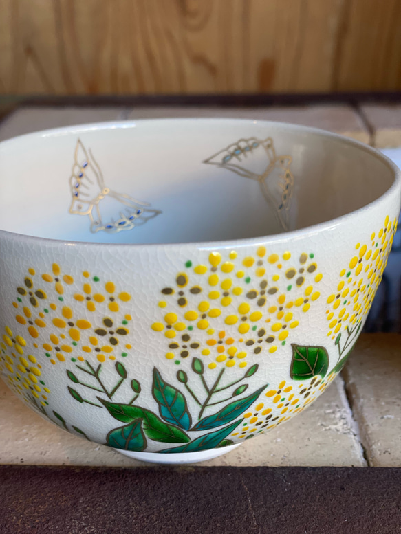京焼　色絵　菜の花に透かし蝶々　抹茶茶碗 5枚目の画像