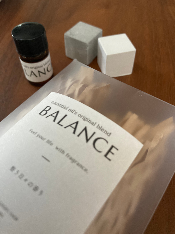 balance バランス　ピュアエッセンシャルオイル　精油　ブレンドオイル　アロマオイル　100％　ユーカリ　ラベンダー 2枚目の画像