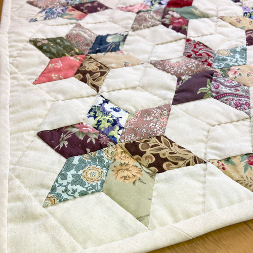 シックスポインテッドスターのパッチワークタペストリー パッチワーク