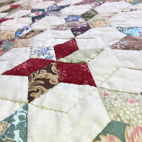 シックスポインテッドスターのパッチワークタペストリー パッチワーク