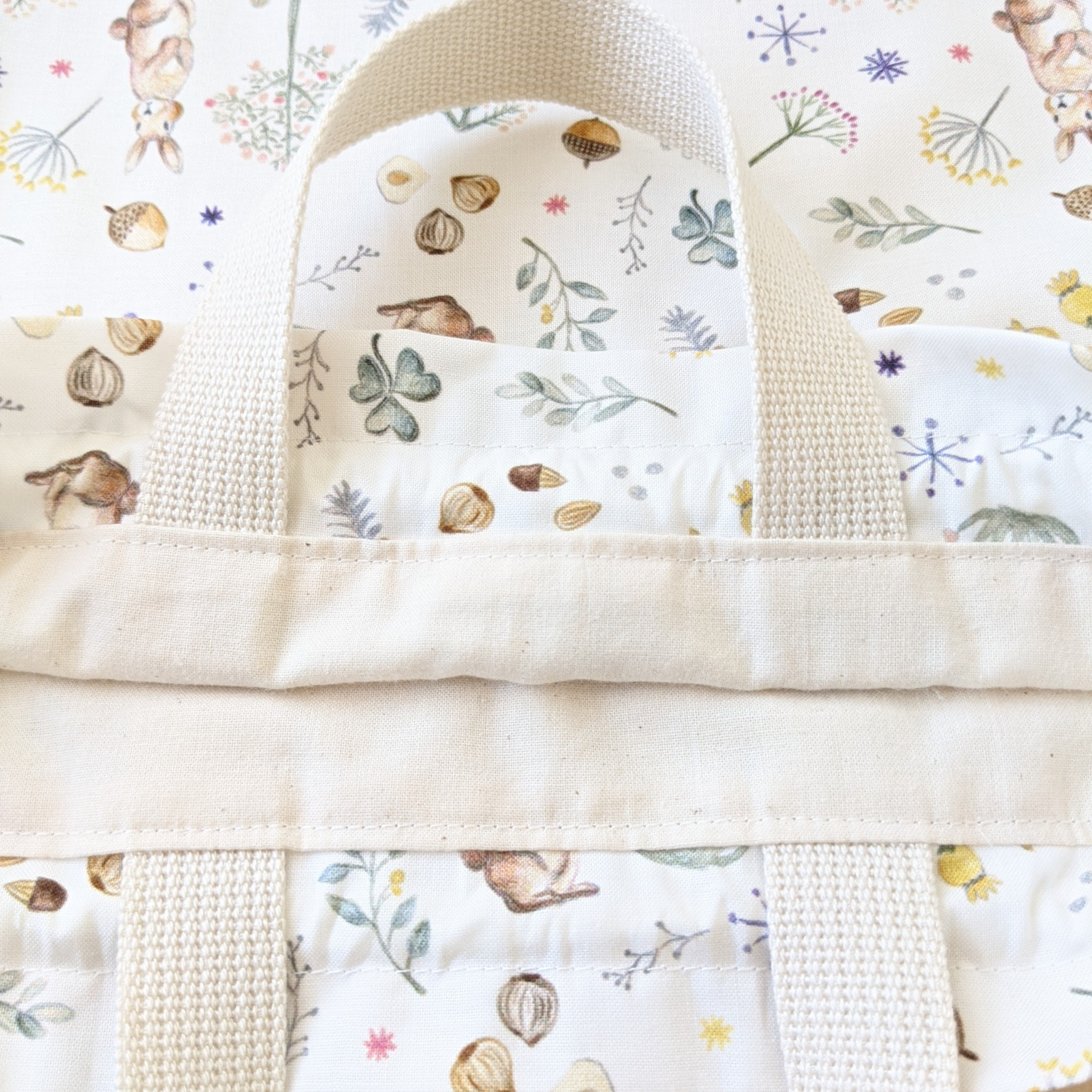 《受注制作》森のうさぎ柄 入園入学3点セット (ベージュ)　レッスンバッグ･シューズバッグ･お着替え袋