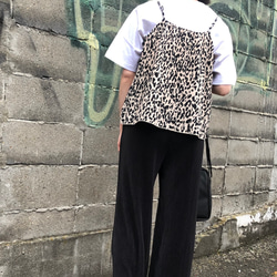 Leopard Pleats Camisole (beige) ベージュ 薄茶 韓国風 5枚目の画像