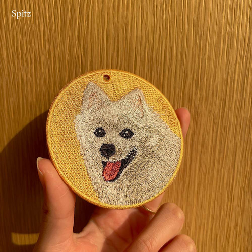 刺繍キーホルダー キーホルダー スピッツ キツネ犬 絶対に喜ば