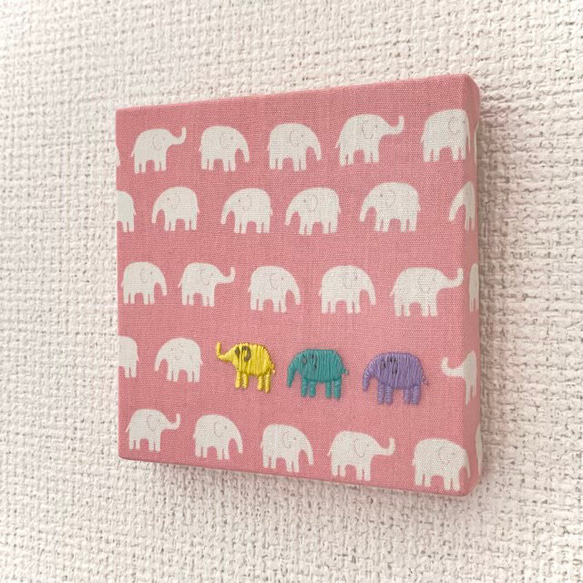 10cmx10cm ファブリックパネル　象/ピンク（アートパネル） 2枚目の画像
