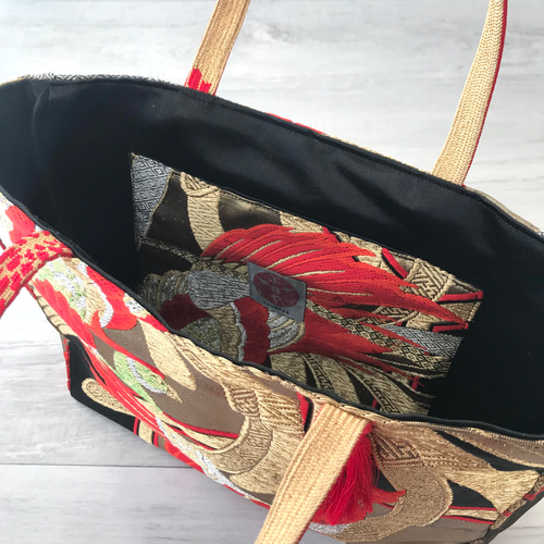 帯のリメイクバッグ/荷物をまとめてコンパクトに持ち運び 帯のリメイクバッグ/荷物をまとめてコンパクトに持ち運び