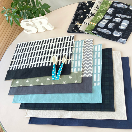 ハンドメイド　ランチョンマット　格子柄　葉っぱ　北欧風　40×60 水色2種 サイズが選べる☆北欧テイストのおしゃれでかっこいいランチョンマット
