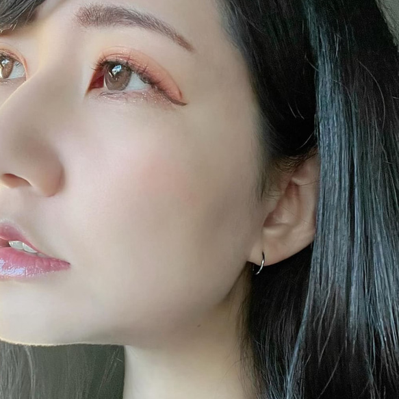 つけっぱなしOK　ミニフープピアス　純チタン製 8枚目の画像