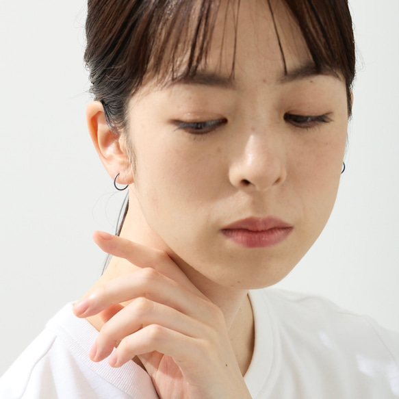 つけっぱなしOK　ミニフープピアス　純チタン製 6枚目の画像