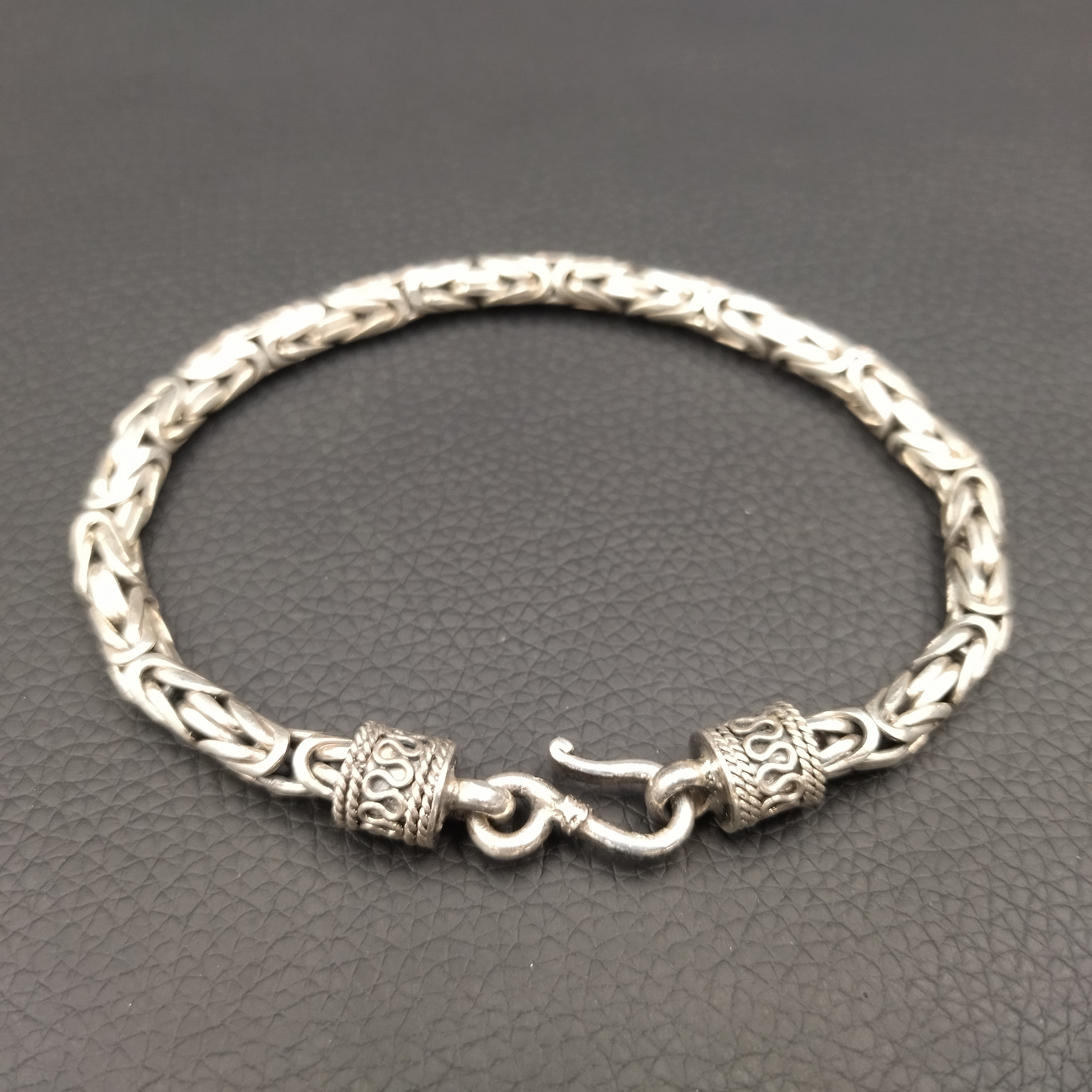 【美品】ブレスレット ビザンチン編み【価格交渉可】【一点限り】
