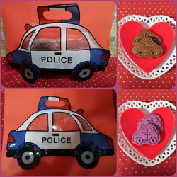 POLICEカーの形のジッパーバッグに乗り物クッキー２袋♪(*^▽^*) 1枚目の画像