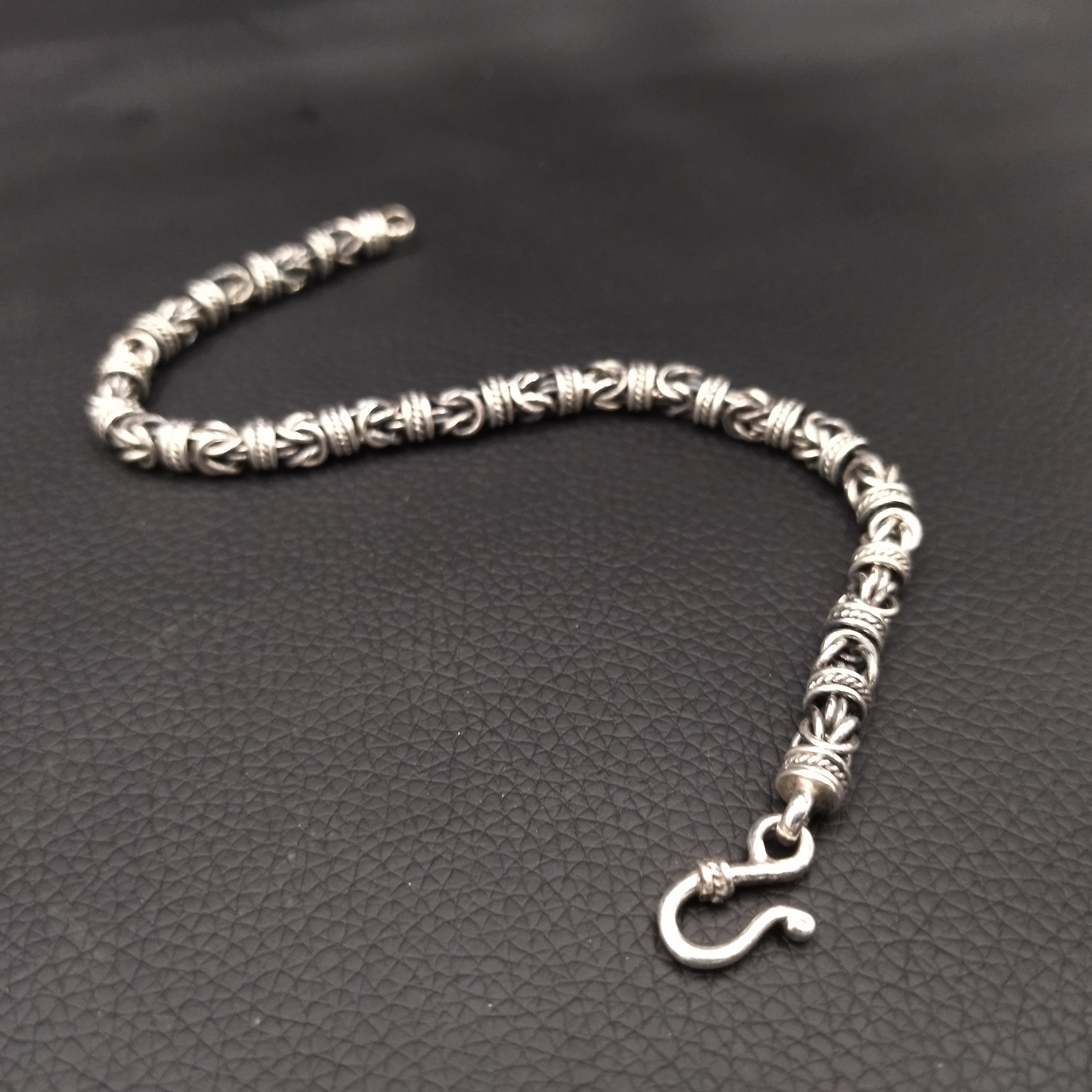 6mmトーテム【シルバーチェーンブレスレット】