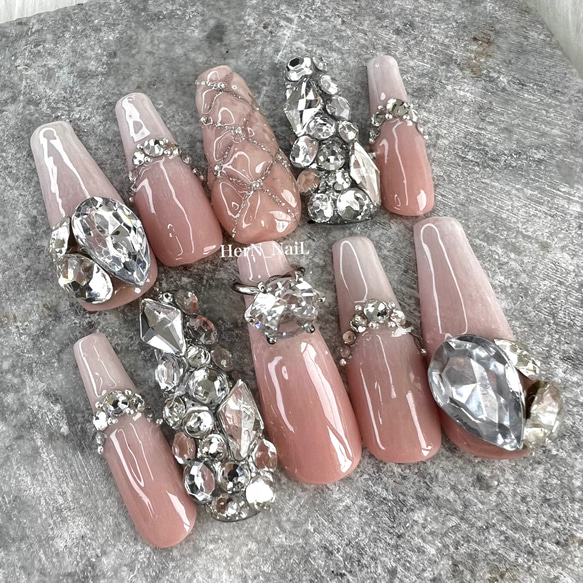 ピンクホワイトベイビーブーマーストーンギャルネイルチップ ネイル