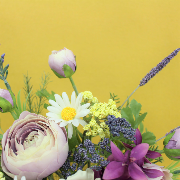 シャビーカラーの「ラナンキュラス」アレンジ・アートフラワー（上質造花） 4枚目の画像