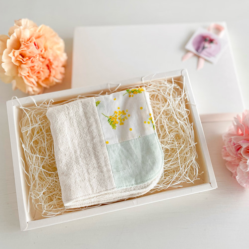 ふわふわガーゼのタオルハンカチ＊ミモザ ハンカチ・手ぬぐい あかりや  
