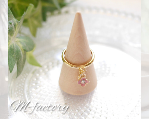 揺れ感かわいい♡華奢見えリング ベロニカ コーラルピンク 指輪