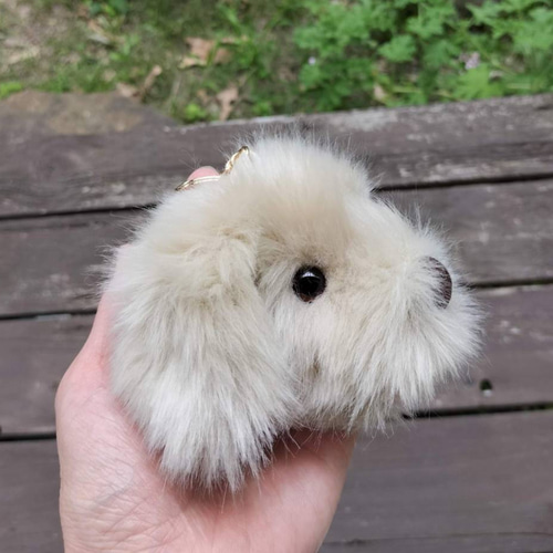 手のひらに、生きてるみたいな命の重み・ふさふさパトランキーホルダー