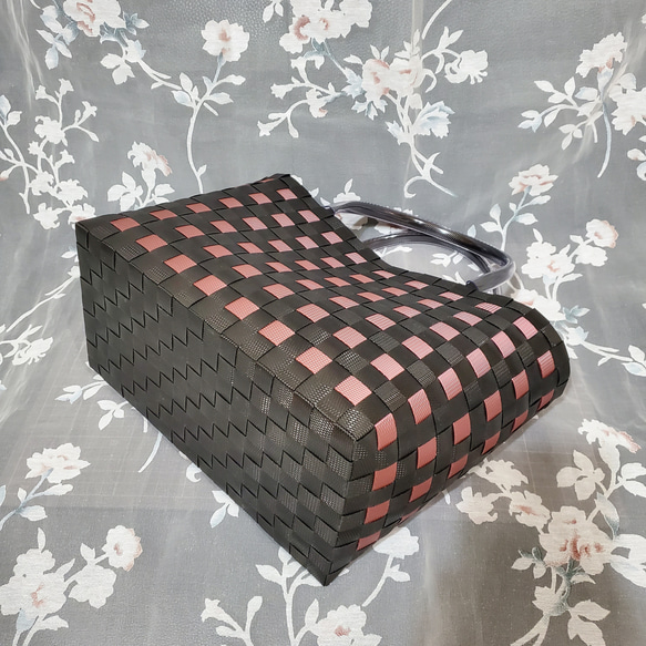 ♡ピンクタイルなプラカゴ M   ブラック×メタリックピンク 4枚目の画像