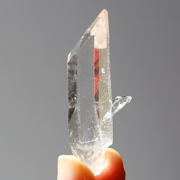 希少！貫入水晶 ヴィジョンクォーツ 水晶 天然石 希少 鉱物 お守り ゼッカデソウザ産 天然石 glanz licht/グランツリヒト  通販｜Creema(クリーマ) 17243499