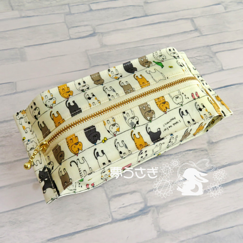 ウェットティッシュポーチ*シルコットサイズ*洗濯ネコ柄・ホワイト  