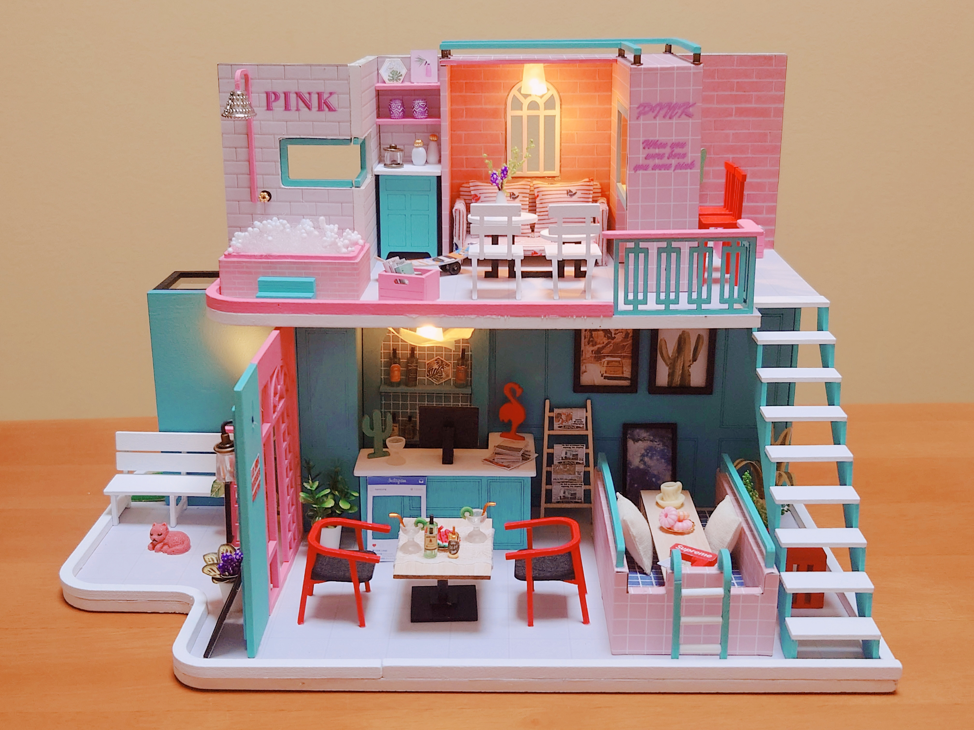 【9月末迄の特別価格】ドールハウス完成品　【ビンテージハウス】 9月末迄の特別価格】ドールハウス完成品 【ビンテージハウス】 9