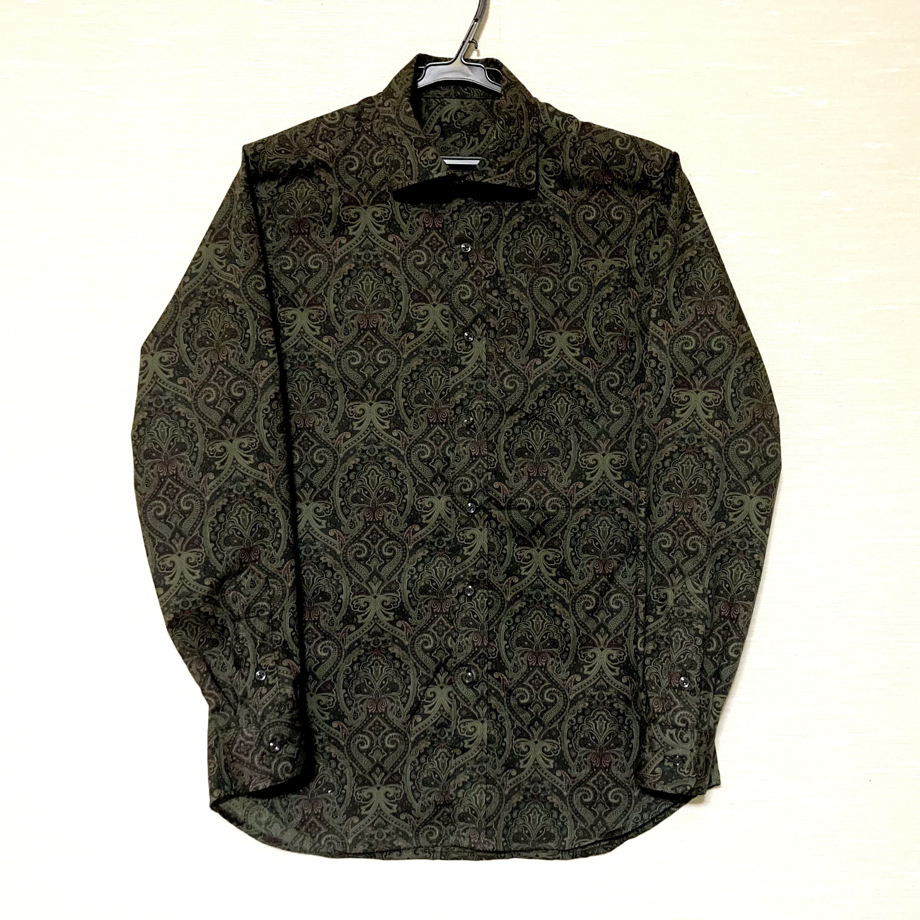 Playful Chic ｜メンズM ｜ブラック×グリーン｜ペイズリー柄シャツ｜ハンドメイド｜一点もの｜大人カジュアル