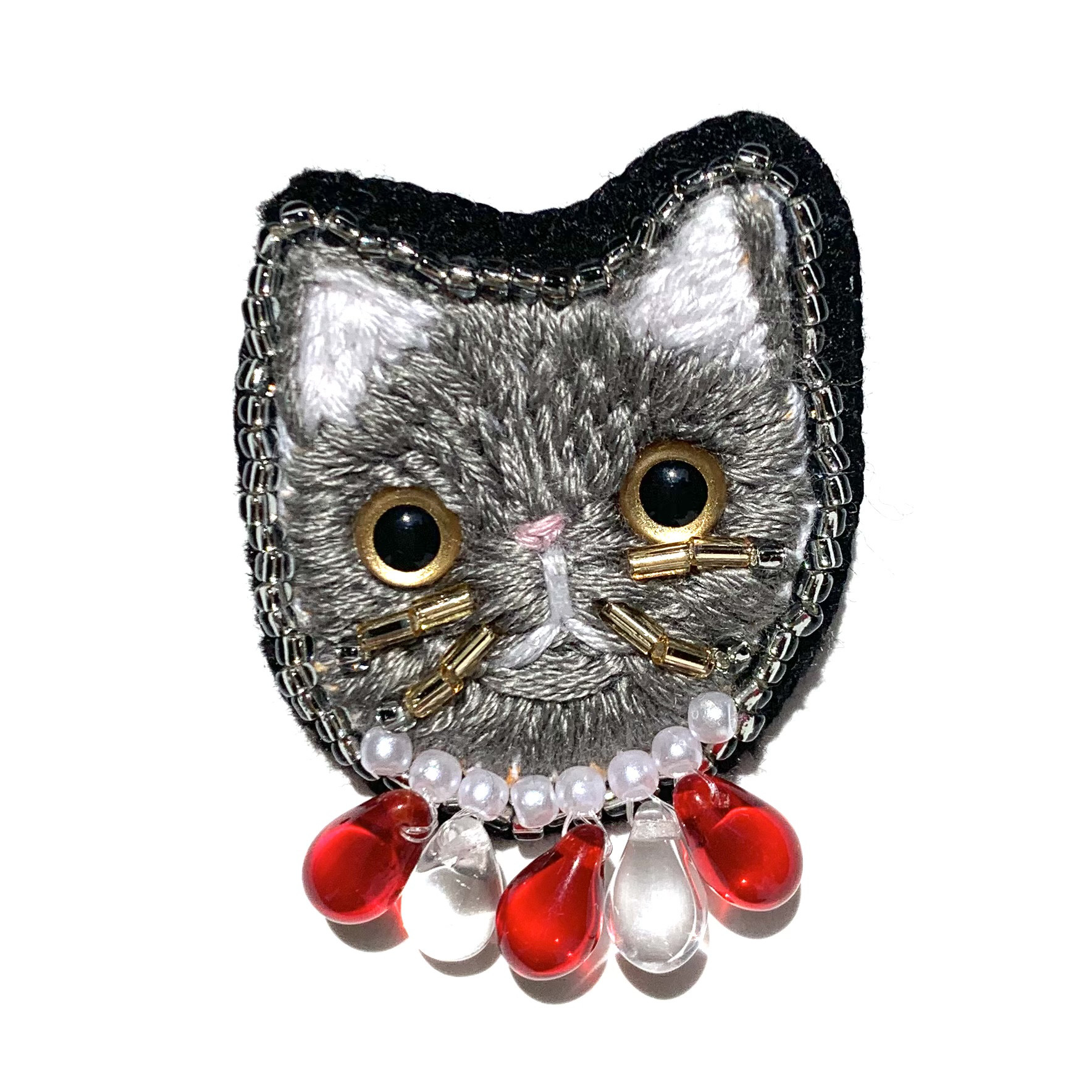 鈍色の猫ブローチ ブローチ ｷｬｯﾂｰﾘｽﾞﾑ 通販 17239266｜Creema