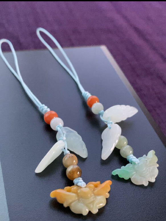 翡翠 花と葉のペンダントチャーム 翡翠 花と葉のペンダントチャーム