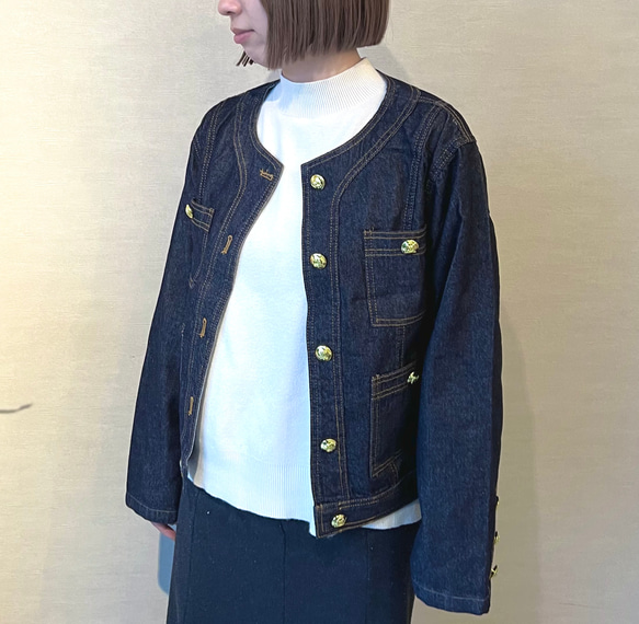 新作流行のノーカラージャケットをデニムでお作りのイチオシ上着 新作流行のノーカラージャケットをデニムでお作りのイチオシ上着