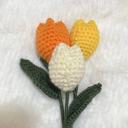編みぐるみ　チューリップ　（小）　造花 1枚目の画像