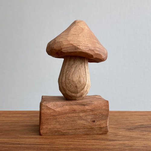 木彫り　メノコ 木彫り メノコ